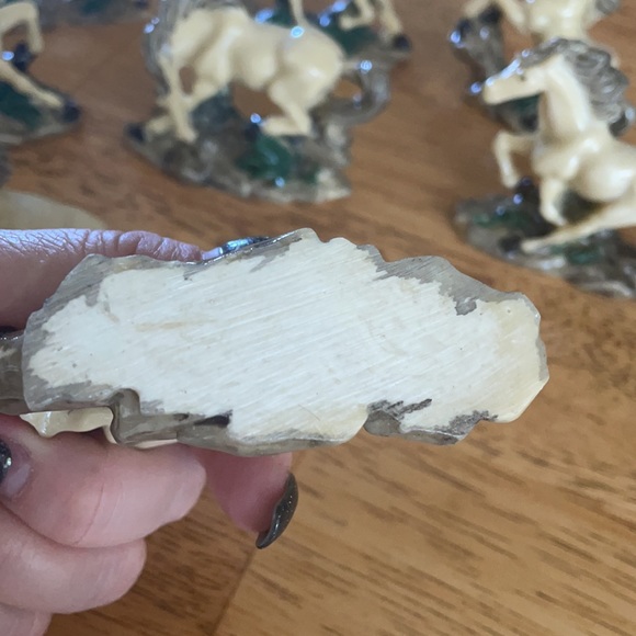 Symbol of happiness 8 horses figurines - Picture 5 of 7